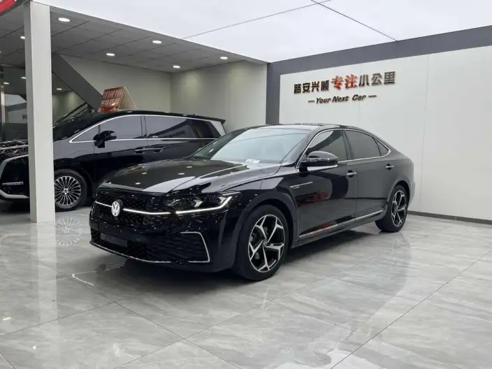Volkswagen Passat 2023 Model Facelift 330TSI Starry sky Elite Edition – фото 7