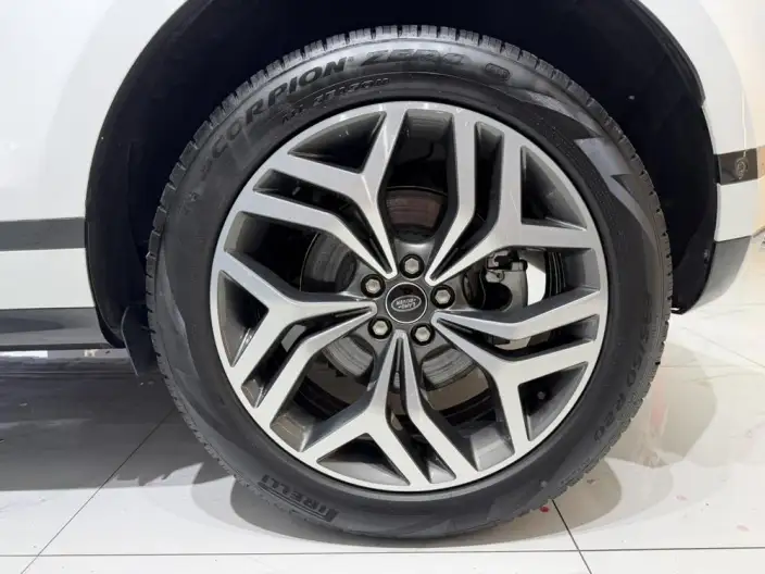 Range Rover Evoque 2023 Model Aurora L 249PS R-Dynamic HSE Luxury Edition – фото 7