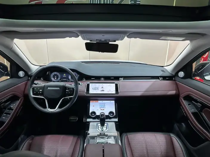 Range Rover Evoque 2023 Model Aurora L 249PS R-Dynamic HSE Luxury Edition – фото 11