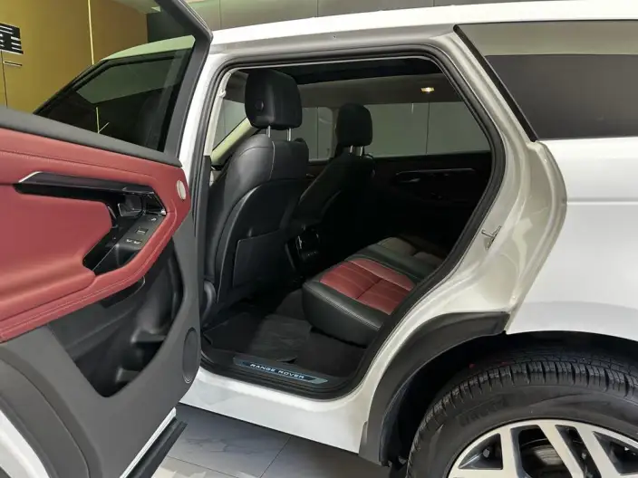 Range Rover Evoque 2023 Model Aurora L 249PS R-Dynamic HSE Luxury Edition – фото 17