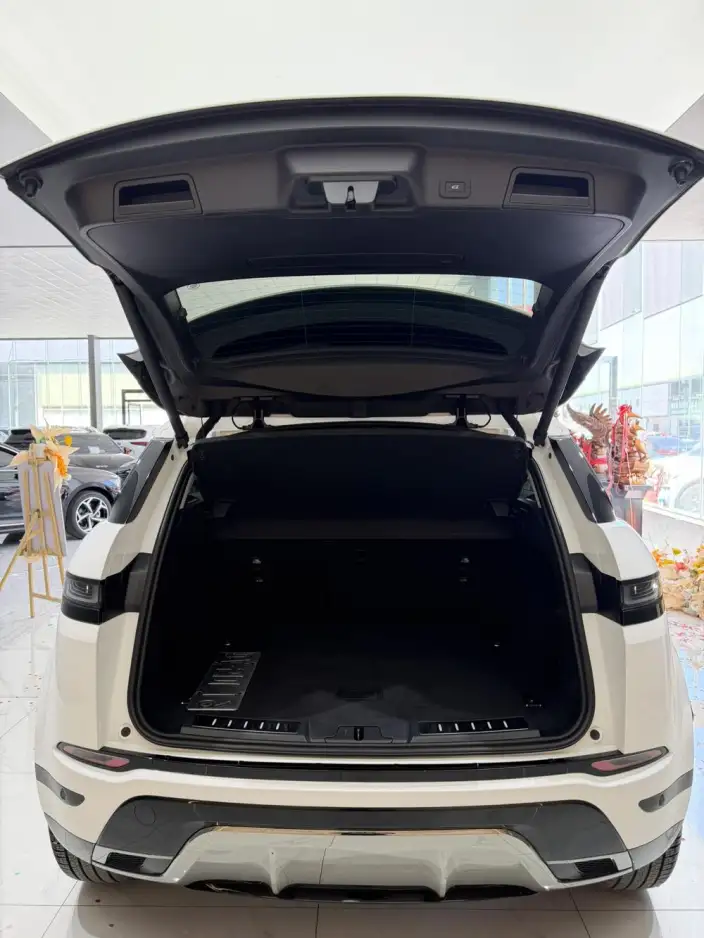 Range Rover Evoque 2023 Model Aurora L 249PS R-Dynamic HSE Luxury Edition – фото 19