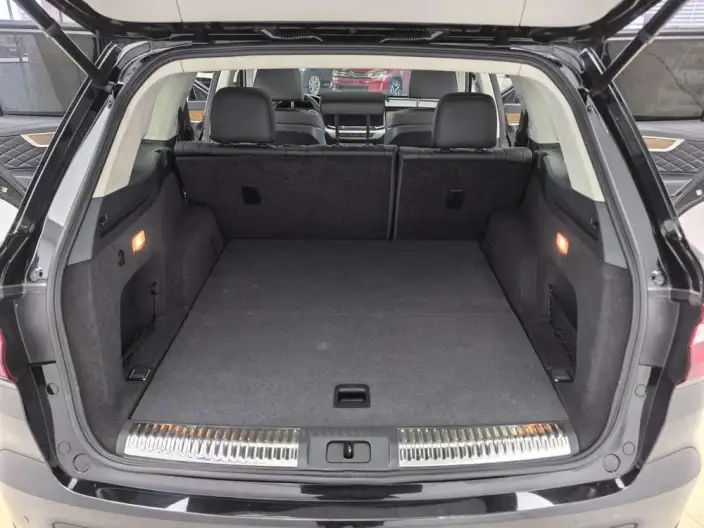 Hongqi HS7 2021 Model 2.0T Automatic 2WD Flag Enjoy Edition – фото 9