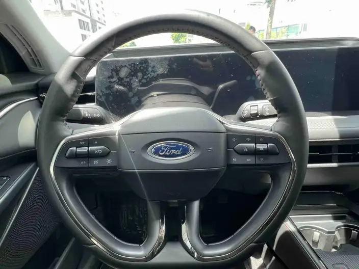 Ford Mondeo 2023 Model EcoBoost 245 Luxury Model – фото 8