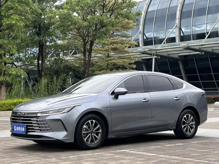 BYD Destroyer 05 2023 Model DM-i Champion Edition 55KM Luxury Model – фото 1
