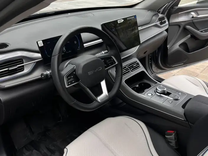 BYD Destroyer 05 2023 Model DM-i Champion Edition 55KM Luxury Model – фото 16