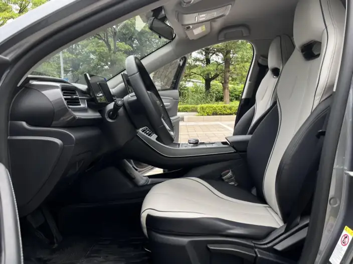 BYD Destroyer 05 2023 Model DM-i Champion Edition 55KM Luxury Model – фото 18