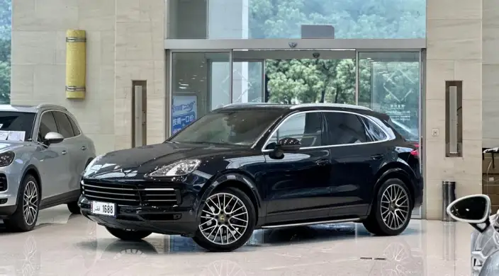 Cayenne 2023 Model Cayenne 3.0T – фото 1