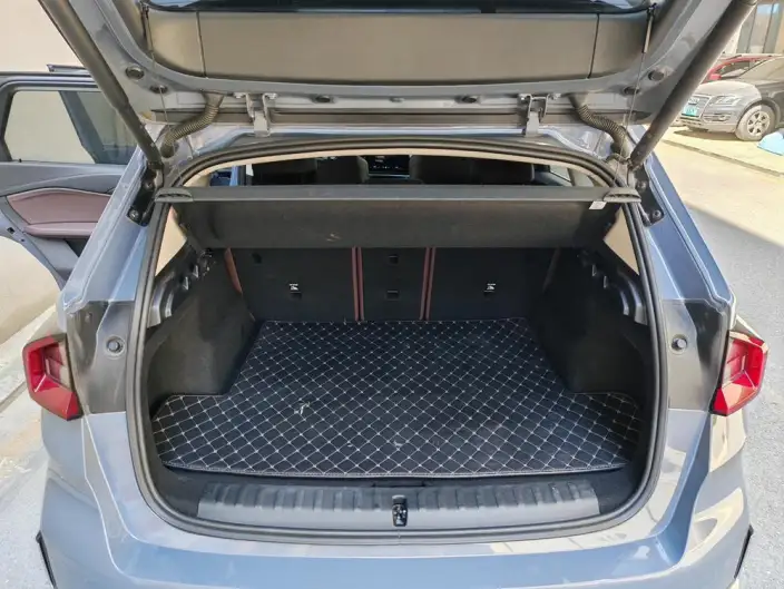 BMW X1 2023 Model sDrive20Li X Design Set – фото 18