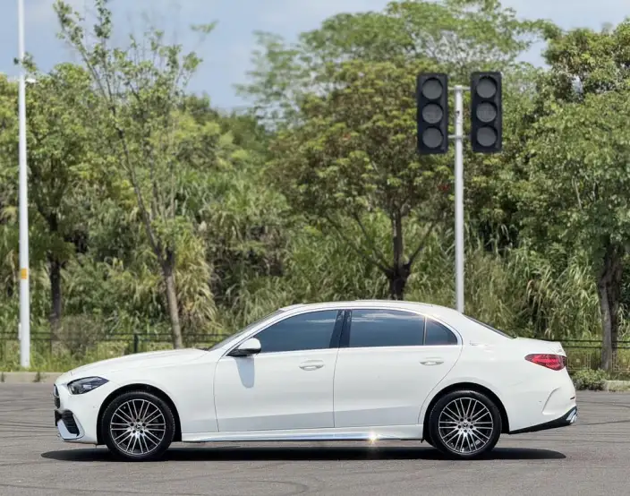 Mercedes-Benz C-Class 2024 Model Facelift C 200 L Sports Edition