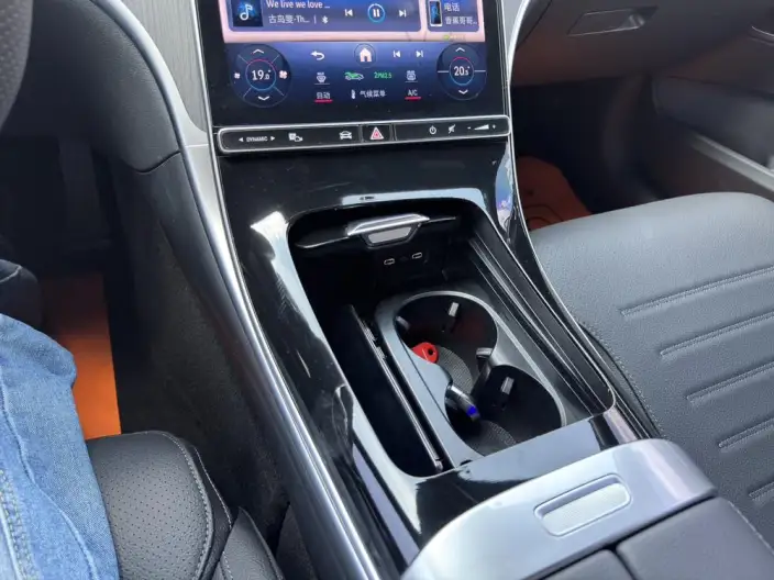 Mercedes-Benz C-Class 2024 Model Facelift C 200 L Sports Edition – фото 16