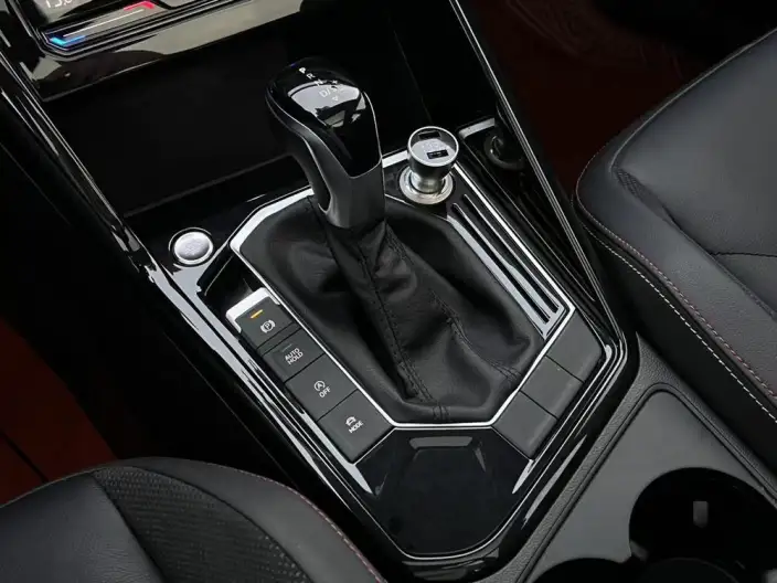 Volkswagen Tayron 2020 Model 330TSI Luxury Zhilian Edition – фото 6
