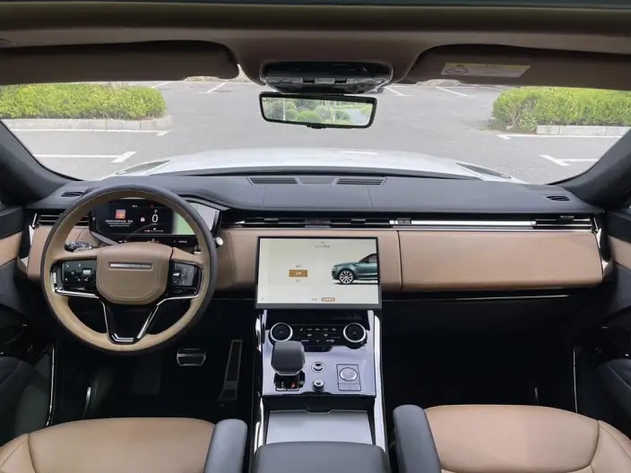 Range Rover Sport 2023 Model 3.0 L6 DYNAMIC SE – фото 5