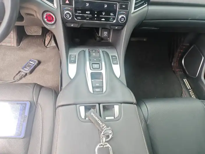 Honda Avancier 2020 Model 370 TURBO 9AT Deluxe Edition – фото 9