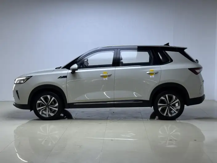 WULING Asta 2021 Model 1.5T Automatic Starlight Edition – фото 4