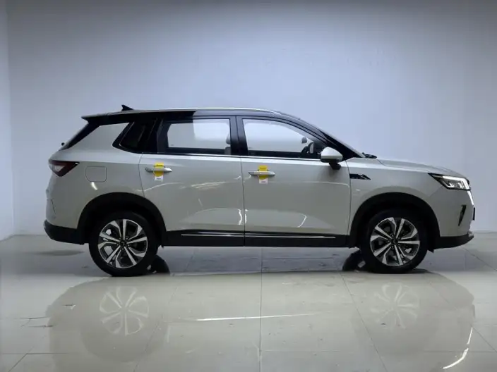 WULING Asta 2021 Model 1.5T Automatic Starlight Edition – фото 8