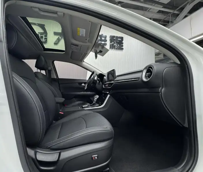 Kia K3 2021 Model 1.5L IVT Fashion Edition – фото 17