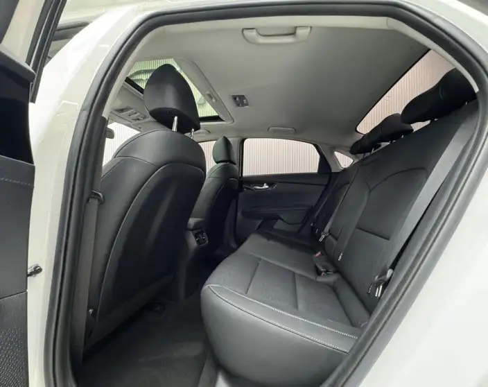 Kia K3 2021 Model 1.5L IVT Fashion Edition – фото 18