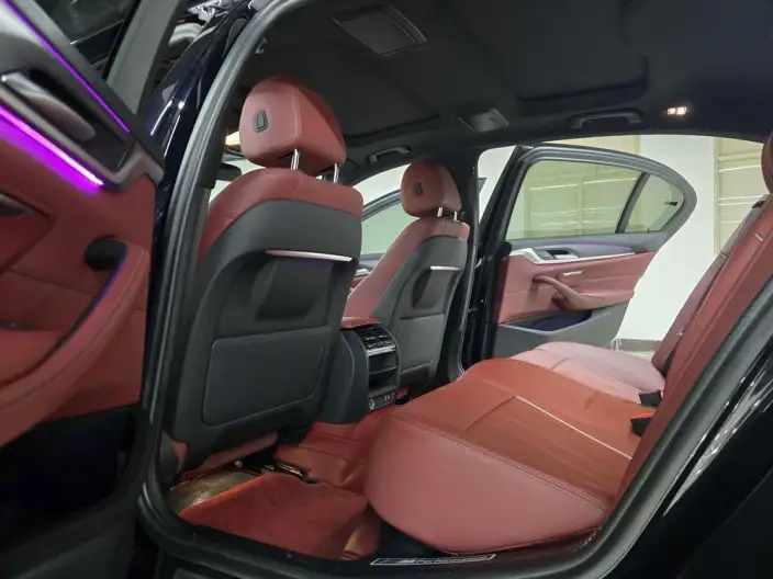 BMW 5 Series 2022 Model Facelift 530Li Leading Model M Sports Set – фото 9