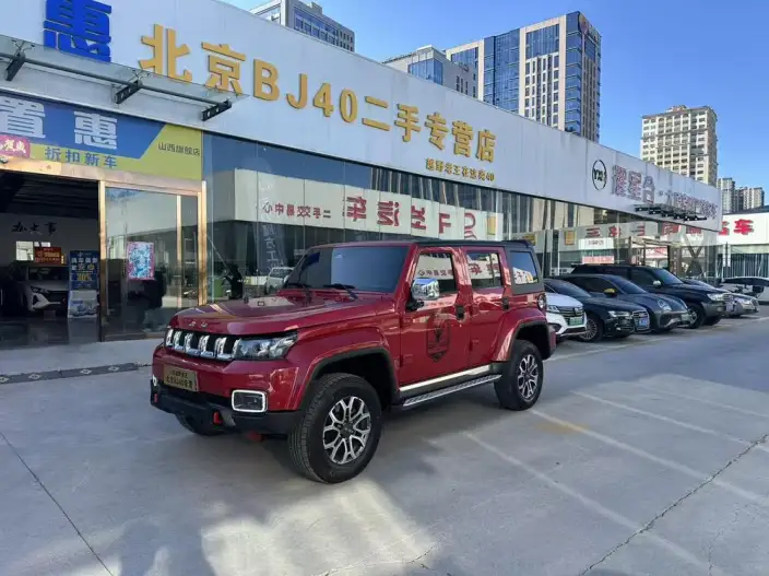 BAIC BJ40 2020 Model 2.0T Automatic 4WD City Hunter Edition Warrior Model – фото 1