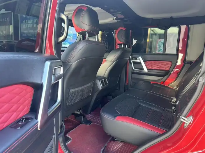 BAIC BJ40 2020 Model 2.0T Automatic 4WD City Hunter Edition Warrior Model – фото 9