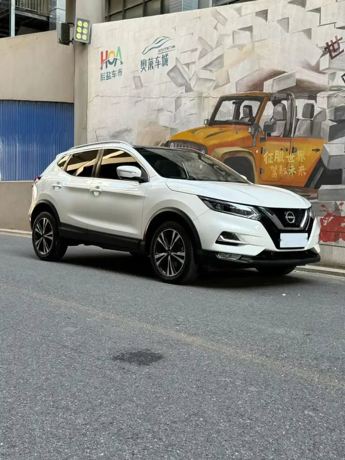 Nissan Qashqai 2022 Model 2.0L XV Smart Edition – фото 2