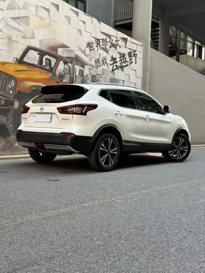 Nissan Qashqai 2022 Model 2.0L XV Smart Edition – фото 3