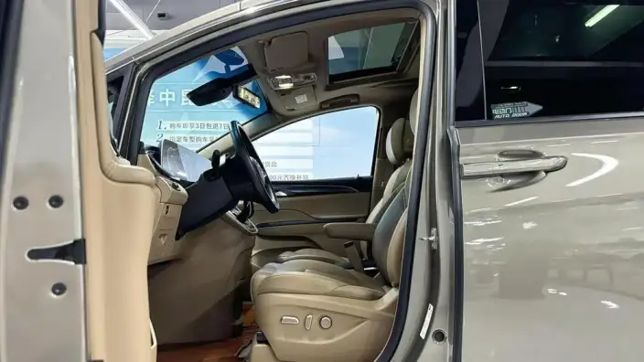 Buick GL8 2021 Model ES Luzun 653T Luxury Model – фото 11