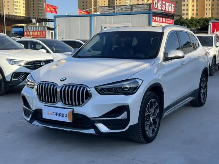 BMW X1 2022 Model sDrive20Li Fashion Model – фото 1