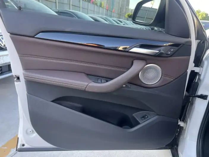 BMW X1 2022 Model sDrive20Li Fashion Model – фото 10