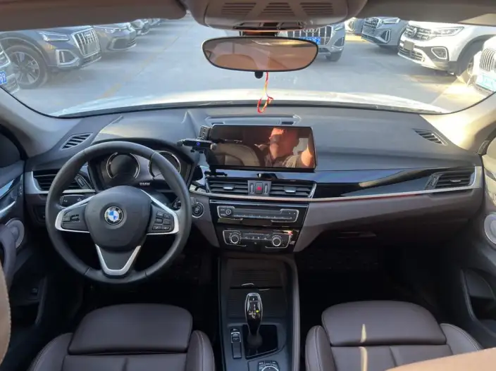 BMW X1 2022 Model sDrive20Li Fashion Model – фото 11