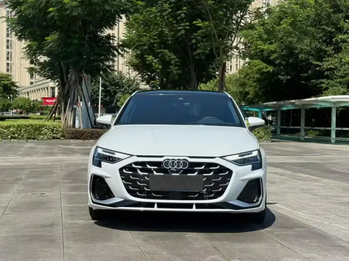 Audi A3 2026 Model A3L Limousine 35 TFSI Continental Flying Spur Exclusive Model – фото 2