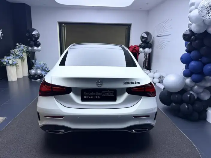 Mercedes-Benz A-class 2024 Model Facelift A 200 L Fashion Edition – фото 3