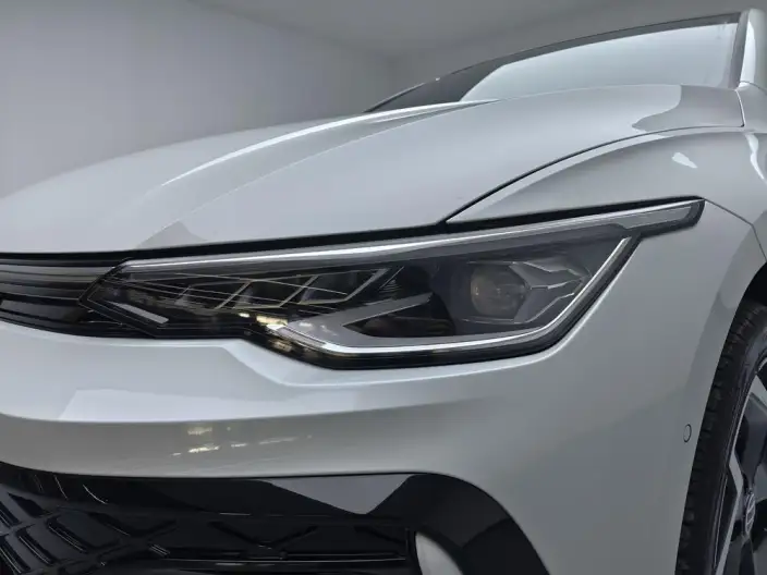 Volkswagen Golf 2025 Model Facelift 300TSI R-Line – фото 12