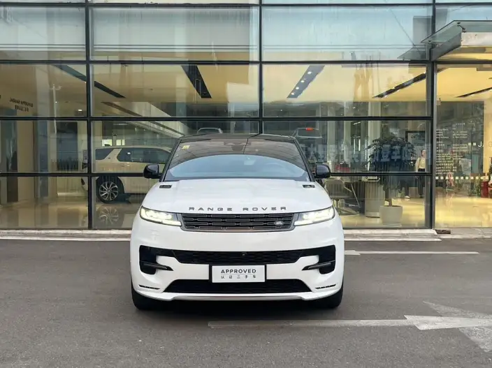 Range Rover Sport 2024 Model 400PS DYNAMIC SE – фото 2