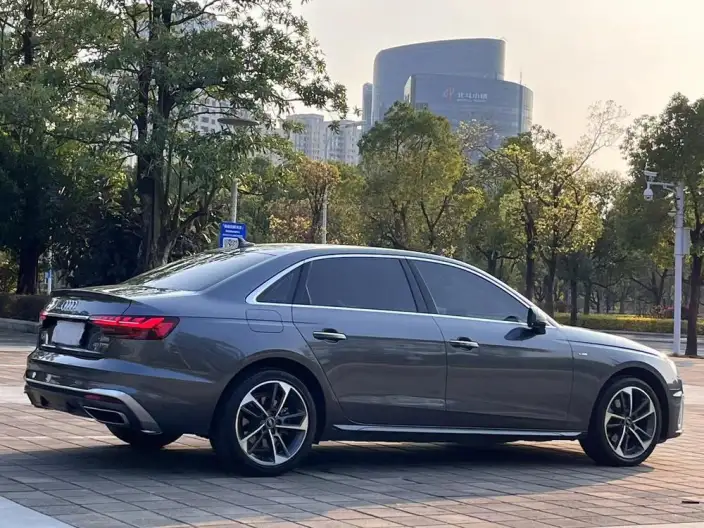 Audi A4 L 2022 Model 40 TFSI Fashion Dynamic Model – фото 5