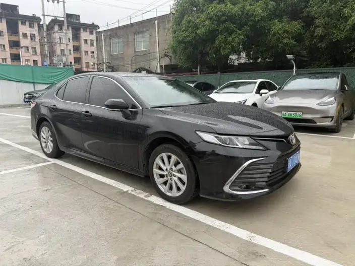 Toyota Camry 2023 Model 2.0GVP Leading version – фото 3