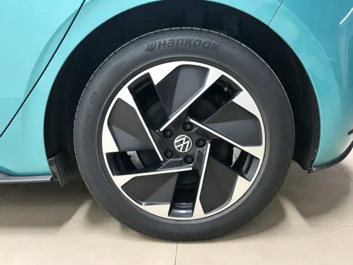 Volkswagen ID.3 2023 Model L Class Model Pure Smart Edition – фото 9