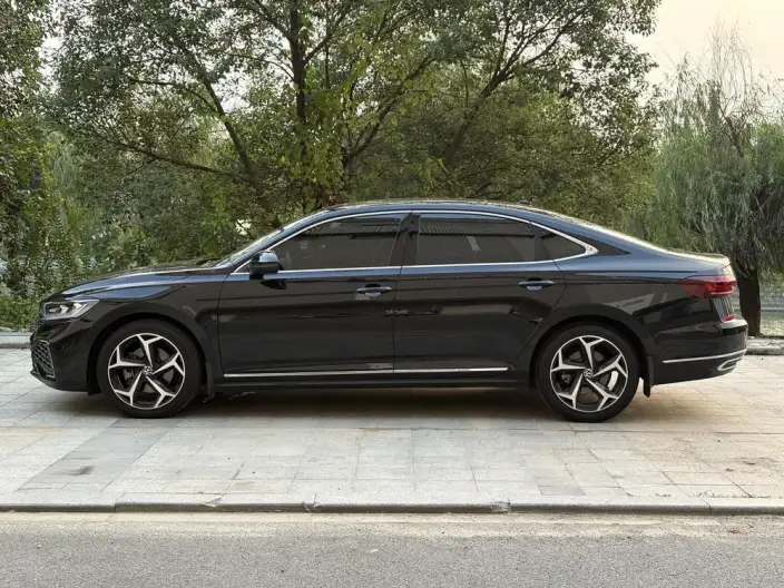 Volkswagen Passat 2023 Model Facelift 330TSI Starry sky Elite Edition – фото 4