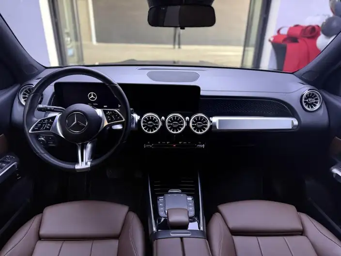Mercedes-Benz GLB 2024 Model Facelift GLB 220 Fashion Model – фото 6