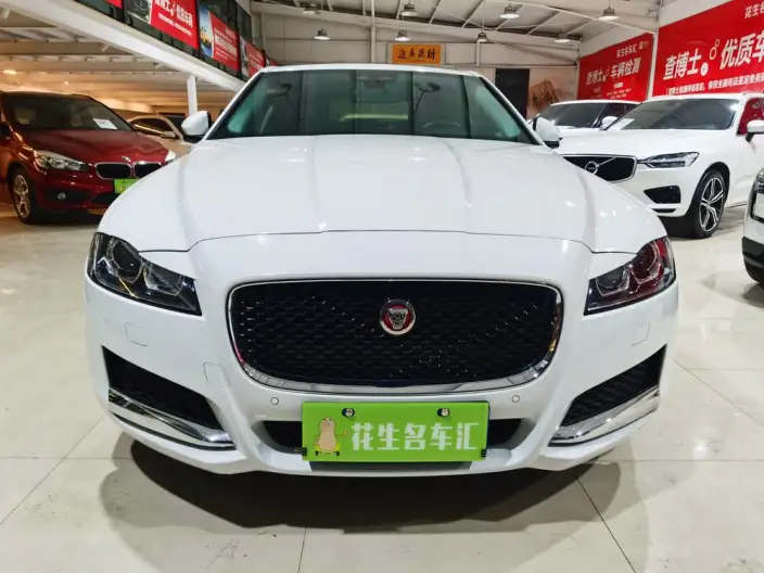 Jaguar XFL 2020 Model 2.0T P200 2WD Landwind Fenghua Edition – фото 2