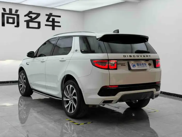 Land Rover Discovery Sport 2021 Model 249PS R-Dynamic SE Performance Technology Edition 7 seat – фото 4