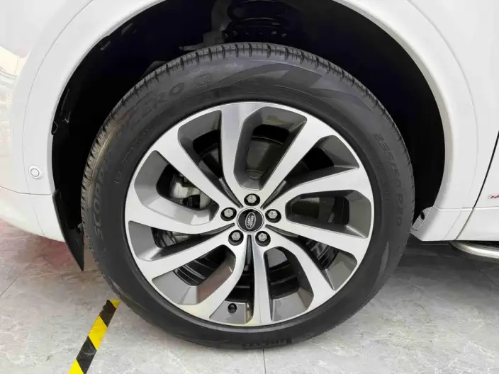 Land Rover Discovery Sport 2021 Model 249PS R-Dynamic SE Performance Technology Edition 7 seat – фото 12