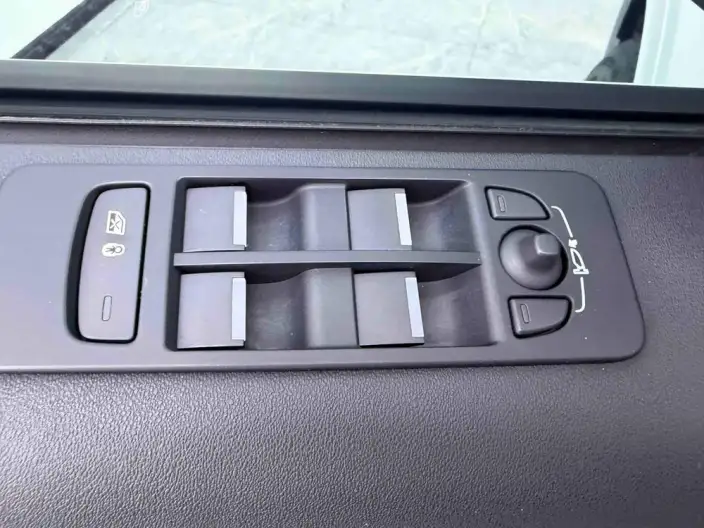 Land Rover Discovery Sport 2021 Model 249PS R-Dynamic SE Performance Technology Edition 7 seat – фото 15