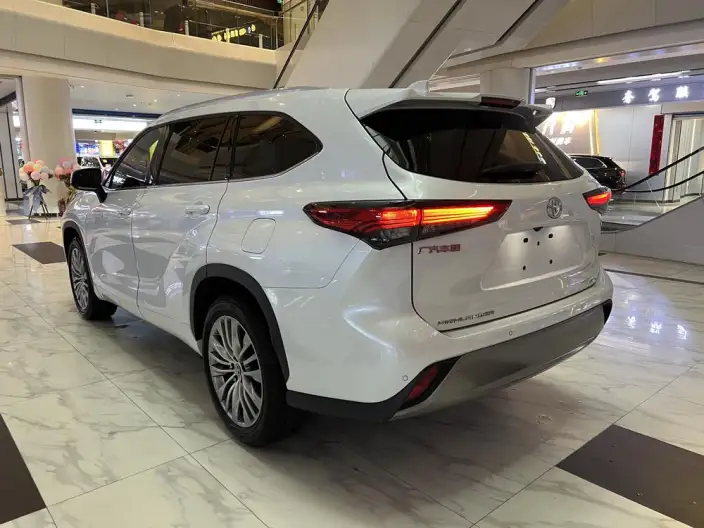Toyota Highlander 2024 Model 380T 4WD Premium Edition 7 seat – фото 4