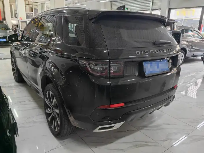 Land Rover Discovery Sport 2023 Model 249PS R-Dynamic SE Performance Technology Edition 5 seat – фото 4