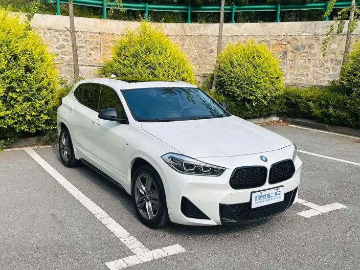 BMW X2 2023 Model sDrive25i M Sports Night Edition – фото 3