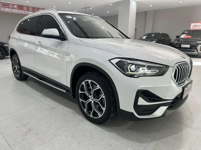 BMW X1 2022 Model sDrive25Li Leading Model – фото 3