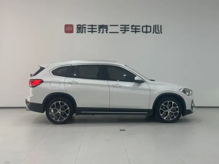 BMW X1 2022 Model sDrive25Li Leading Model – фото 7