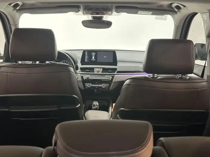 BMW X1 2022 Model sDrive25Li Leading Model – фото 13