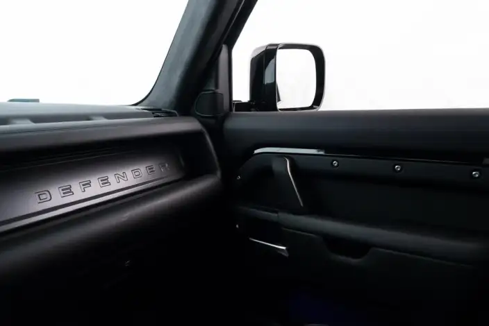 Land Rover Defender 2025 Model 90 3.0T P400 X-Dynamic HSE – фото 16